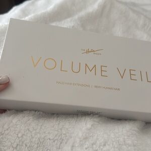 Volume Veil- Never Use ! Color 1B